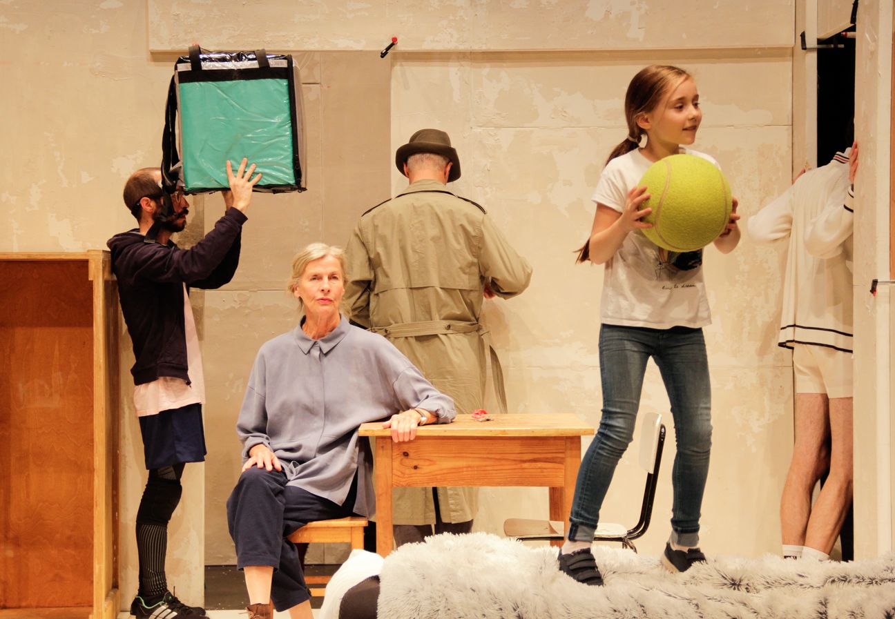 Public in Private/ Clément Layes “The Eternal Return” (c) Diego Agullo 9_PublicInPrivate_TheEternalReturn__c__DiegoAgullo